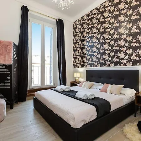 King Albert Termini/colosseo Appartement *