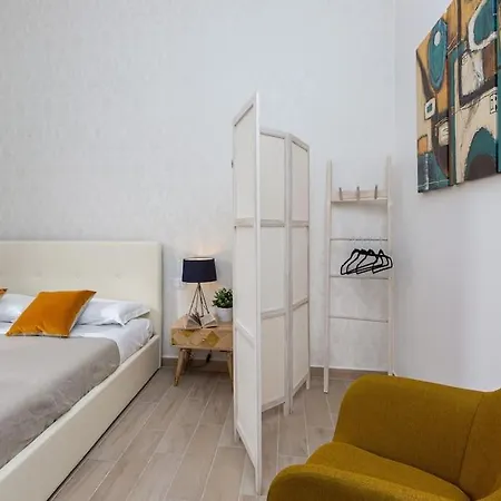 King Albert Termini/colosseo Apartamento
